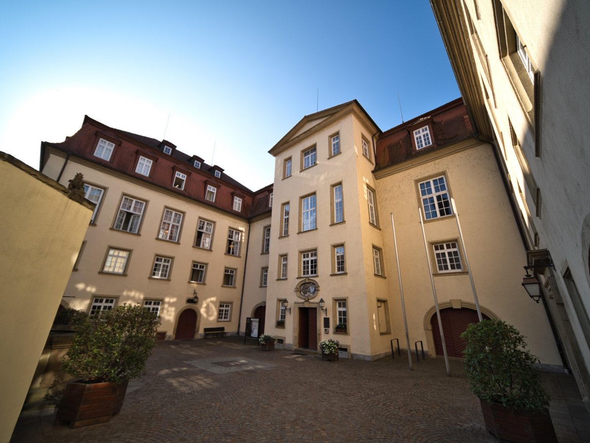 neues Schloss - Rathaus